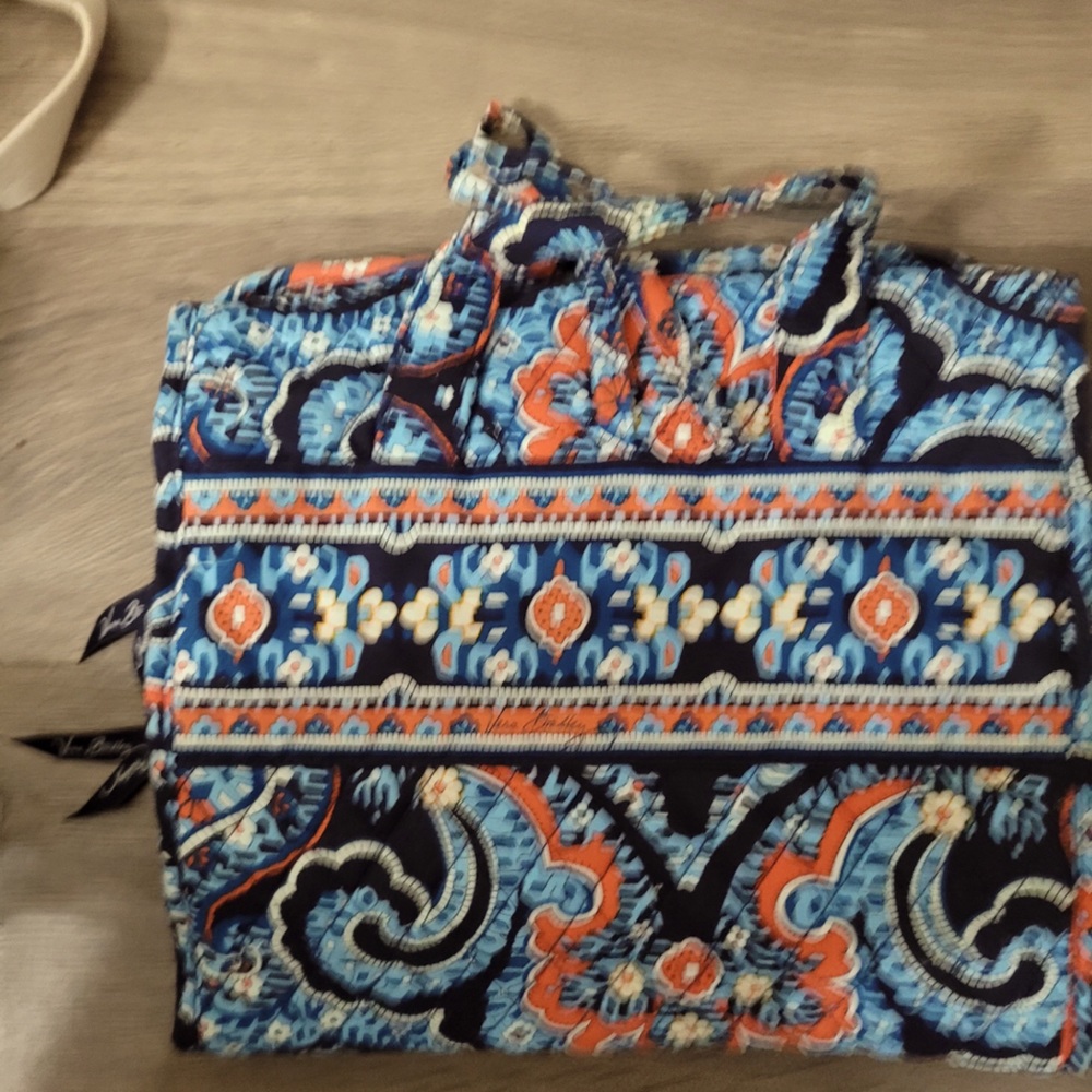 Vera Bradley Weekender Hanging Toiletry Bag